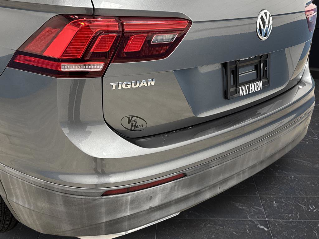 Used 2018 Volkswagen Tiguan S image 30