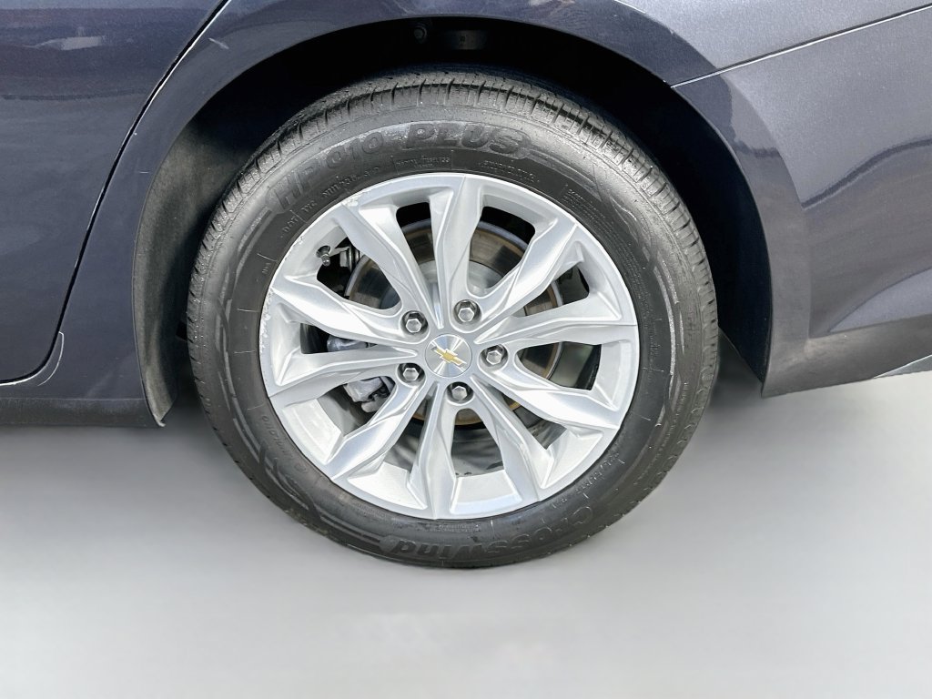 Used 2023 Chevrolet Malibu LT FWD image 34