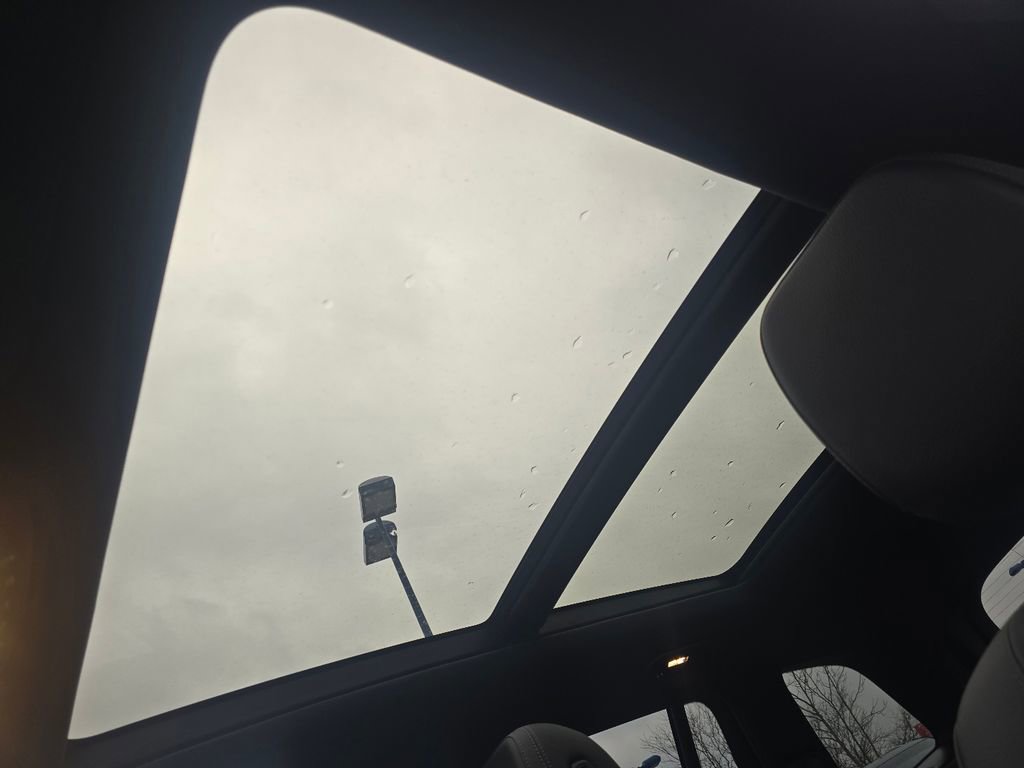 Certified 2023 Mercedes-Benz GLS 450 4MATIC image 3