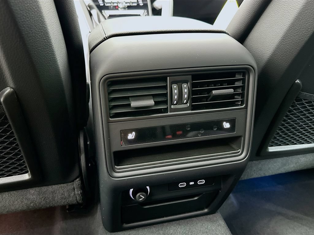 New 2026 Porsche Cayenne AWD/4WD image 44