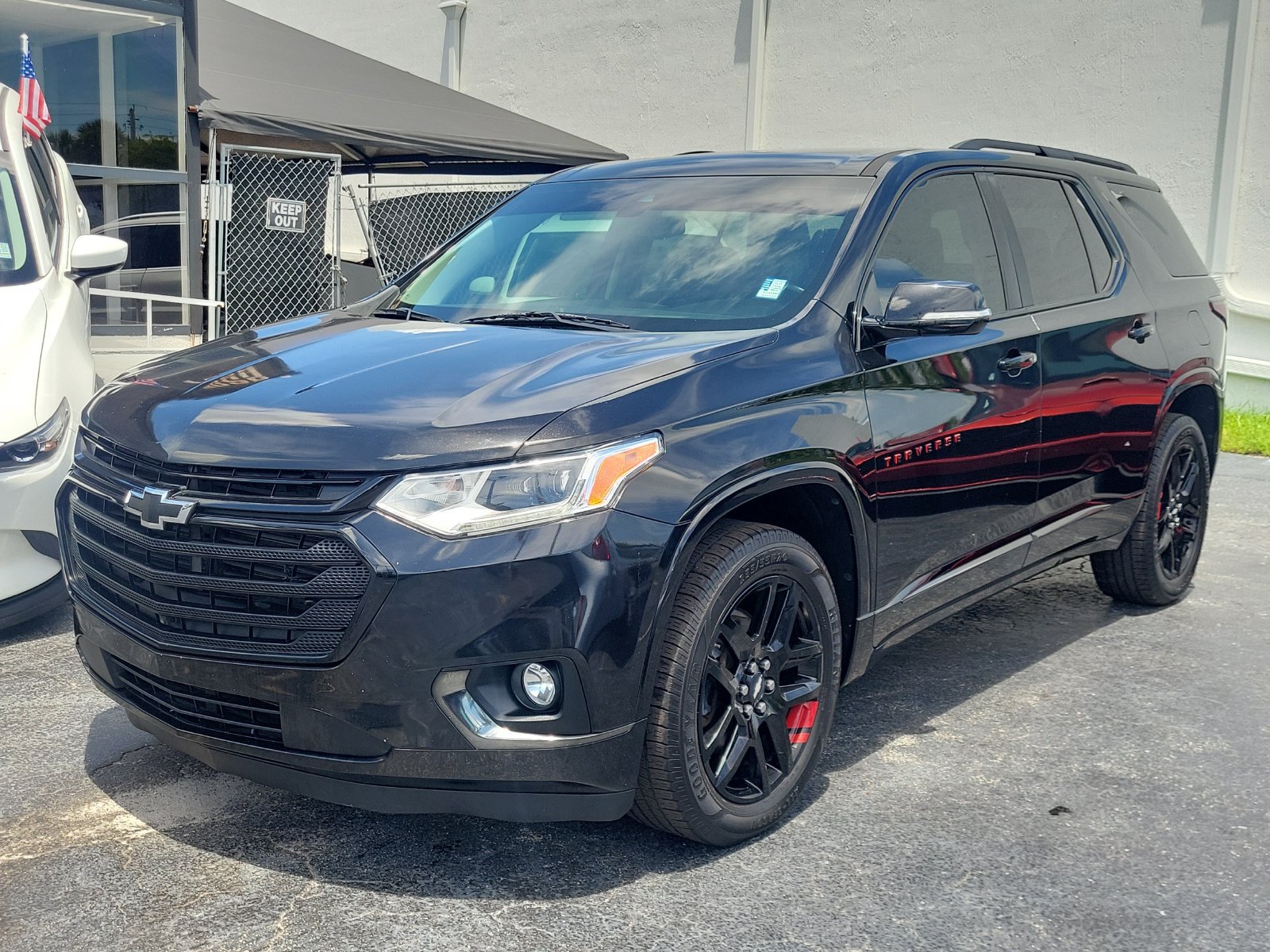 Used 2019 Chevrolet Traverse Premier w/ Redline Edition FWD image 34