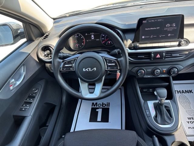 Certified 2022 Kia Forte LXS FWD image 13