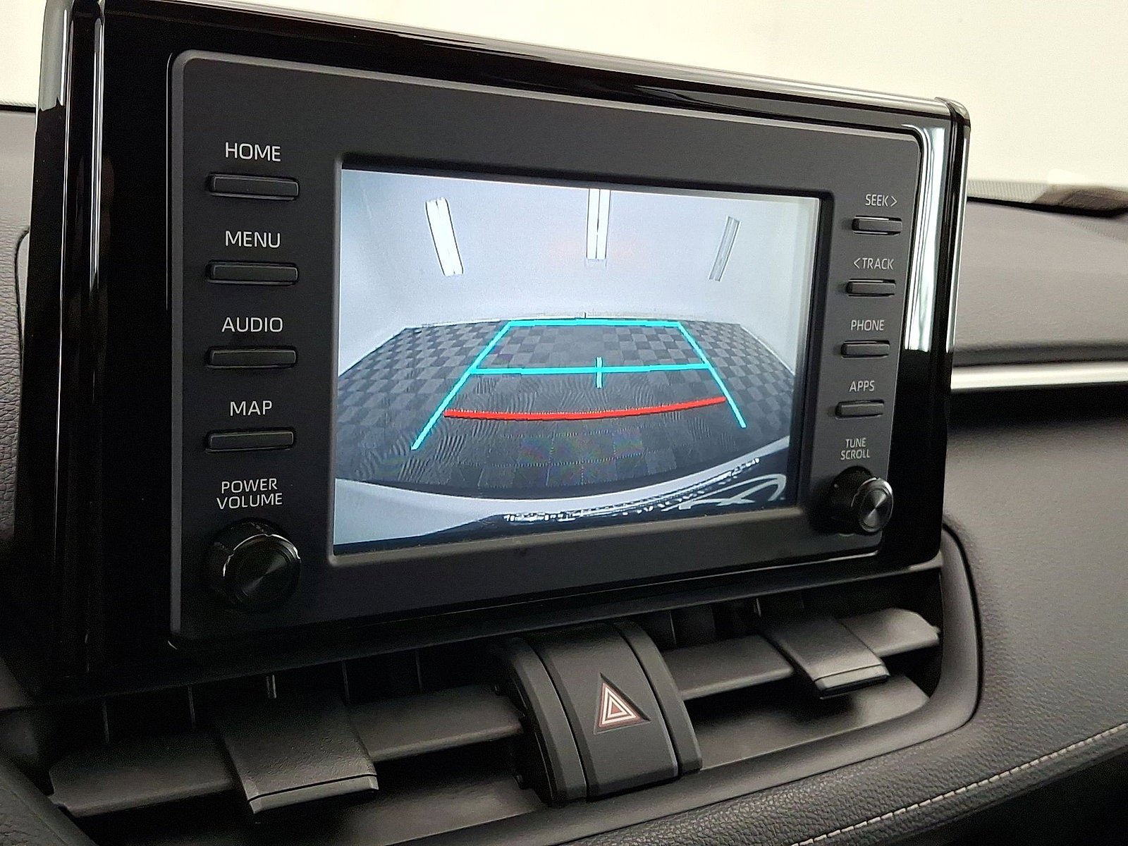 Certified 2019 Toyota RAV4 XLE w/ Carpet Mat Package AWD/4WD image 7