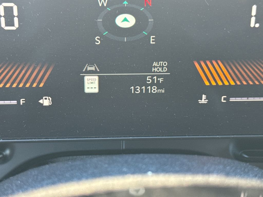 Certified 2025 Kia Carnival image 17