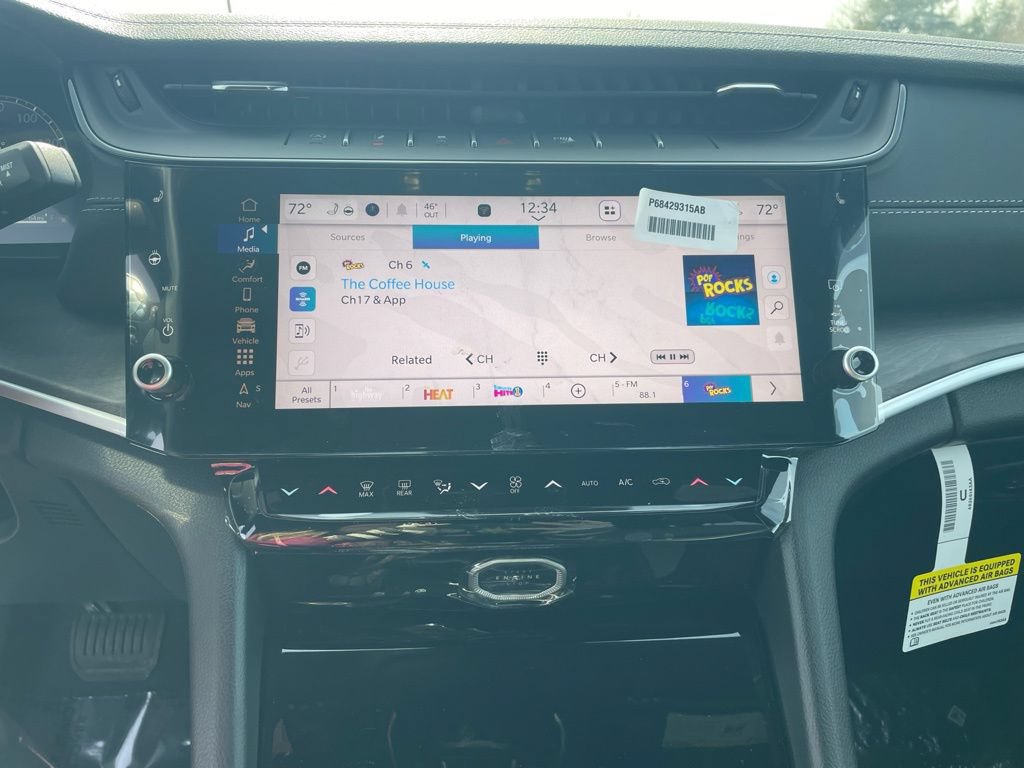New 2026 Jeep Grand Cherokee Altitude AWD/4WD image 26