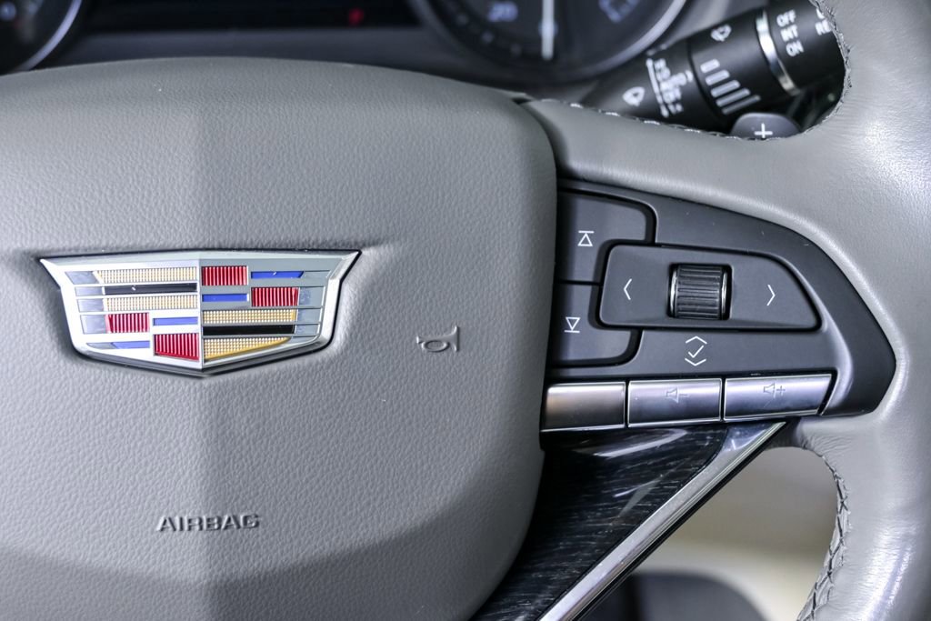 Used 2022 Cadillac XT6 Premium Luxury w/ Technology Package image 27