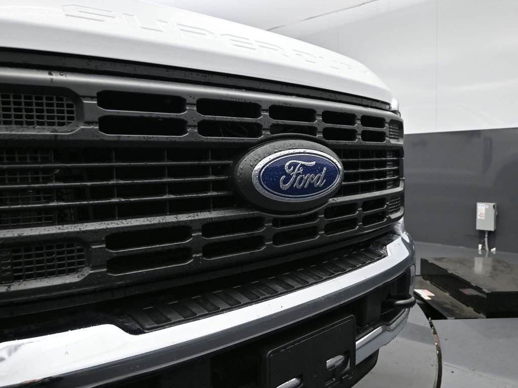 Used 2023 Ford F250 XL w/ XL Chrome Package image 18