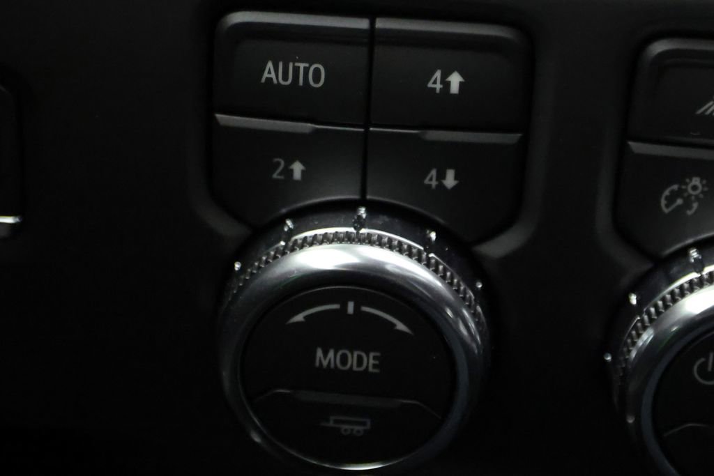 Used 2026 GMC Sierra 2500 AT4X image 21