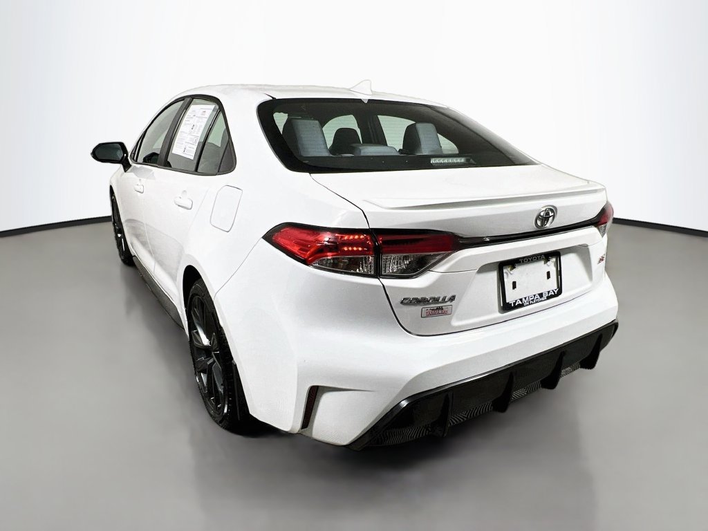 Used 2026 Toyota Corolla SE FWD image 5