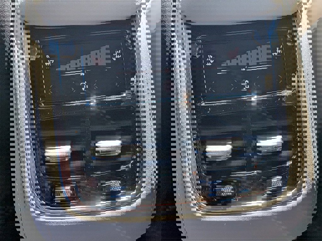 New 2026 Volvo XC90 B6 Ultra w/ Protection Package Premier image 16