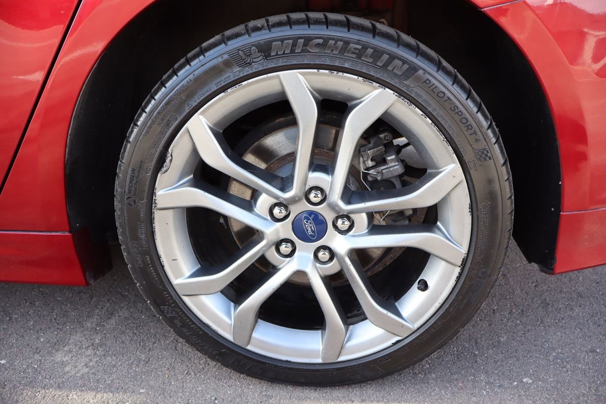 Used 2017 Ford Fusion SE w/ Equipment Group 201A FWD image 42