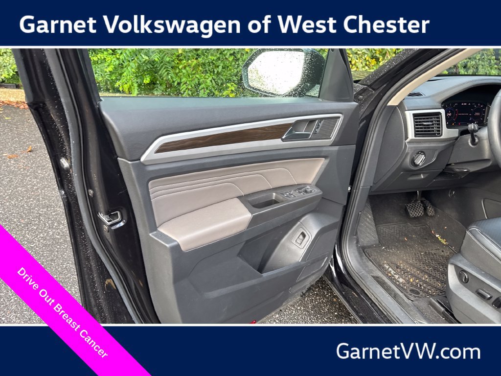 Used 2023 Volkswagen Atlas SE w/ Panoramic Sunroof Package AWD/4WD image 11
