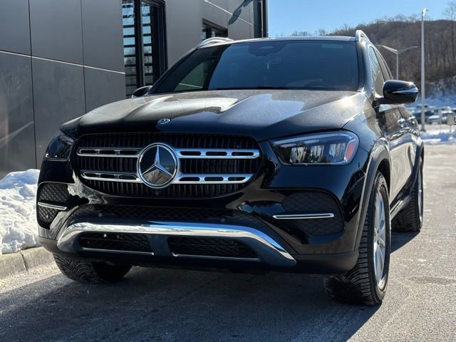Used 2025 Mercedes-Benz GLE 350 4MATIC image 3