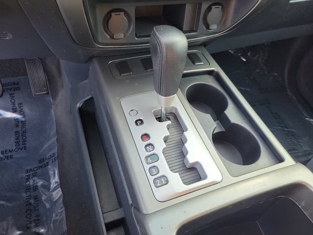 Used 2013 Nissan Armada SV RWD image 31