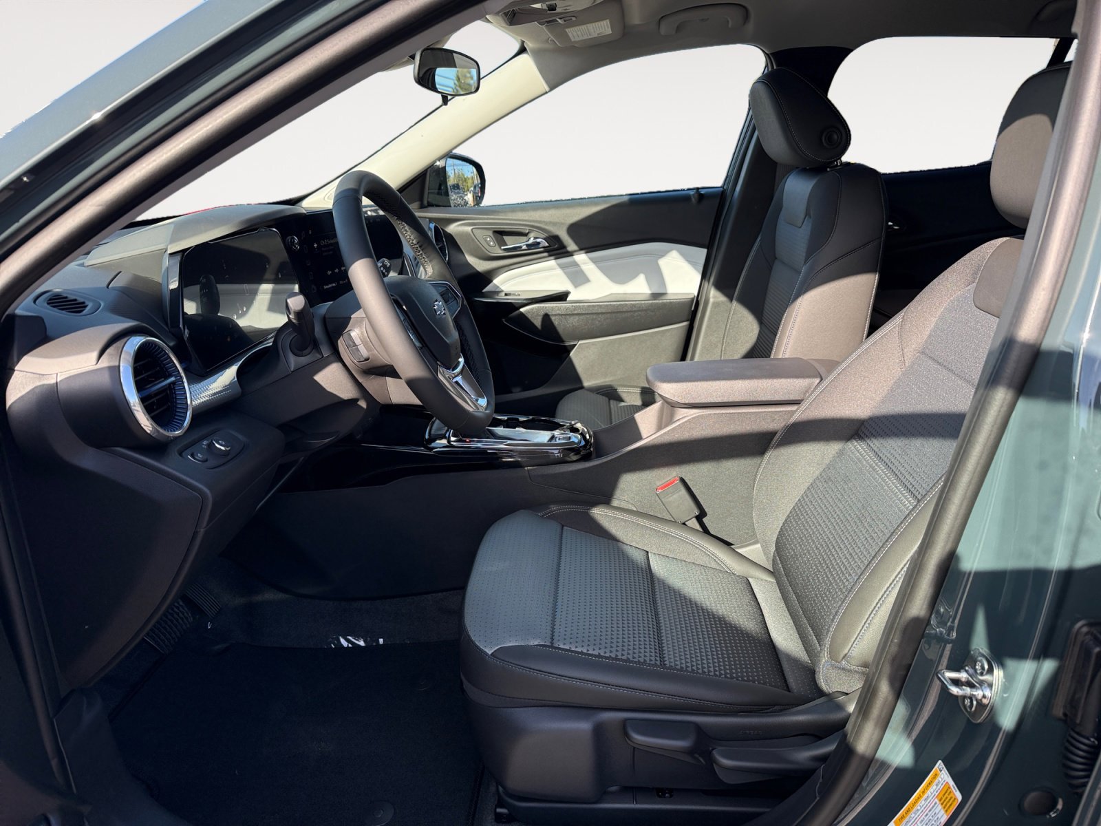 New 2026 Chevrolet Trax LT image 10