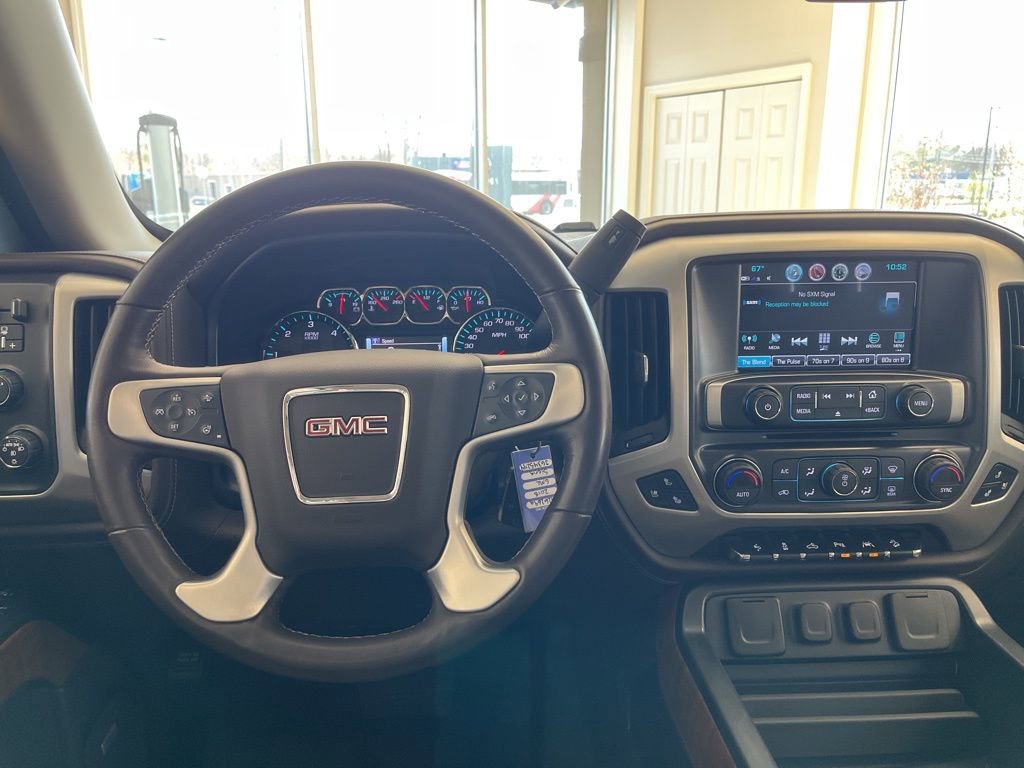 Used 2018 GMC Sierra 1500 SLT AWD/4WD image 17