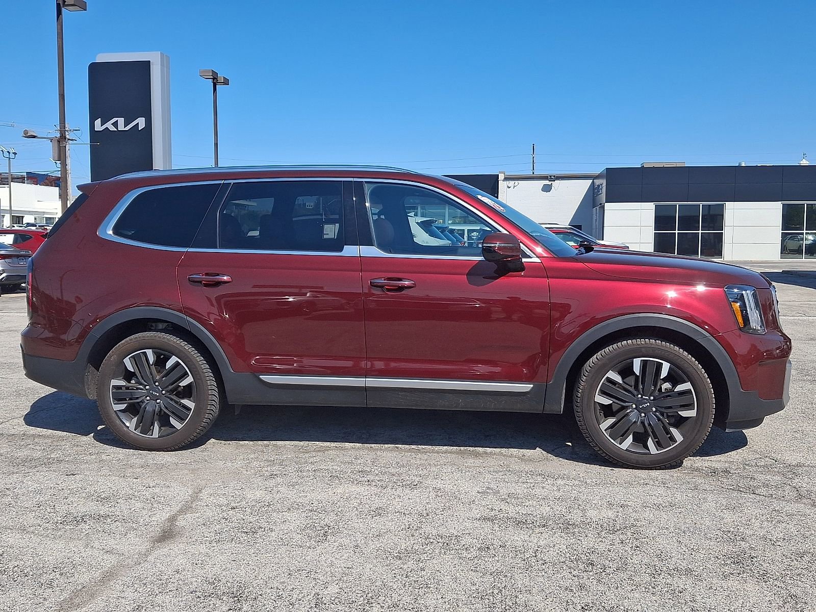 Used 2023 Kia Telluride SX AWD/4WD image 7