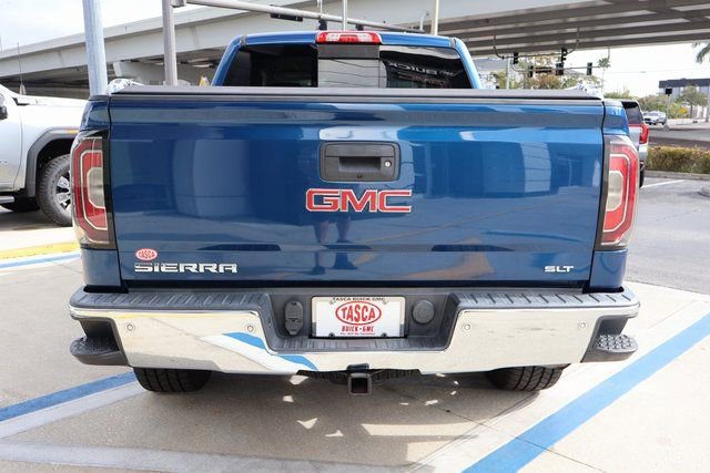 Used 2017 GMC Sierra 1500 SLT w/ SLT Premium Package image 5