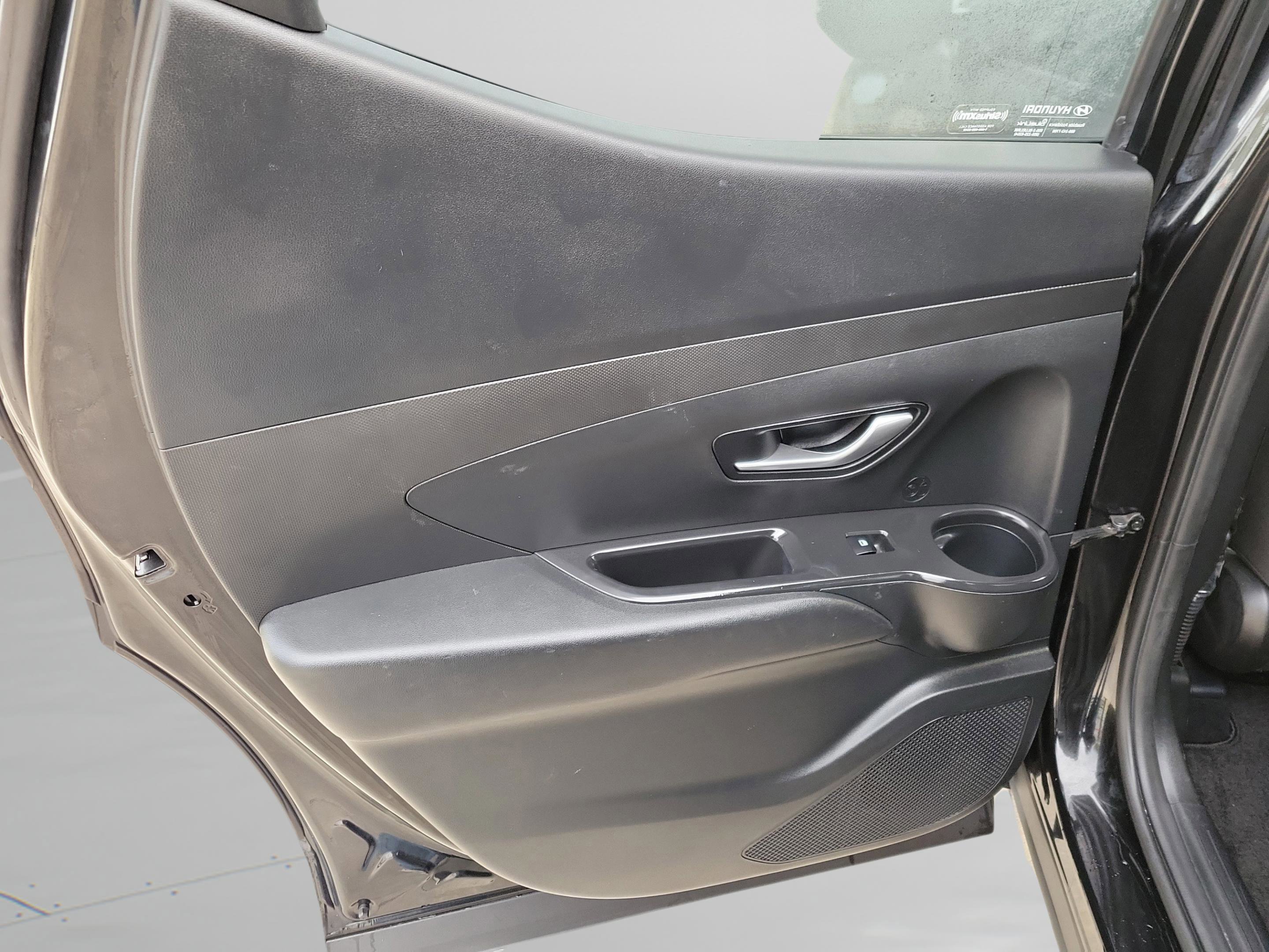 Used 2022 Hyundai Santa Cruz SEL image 11