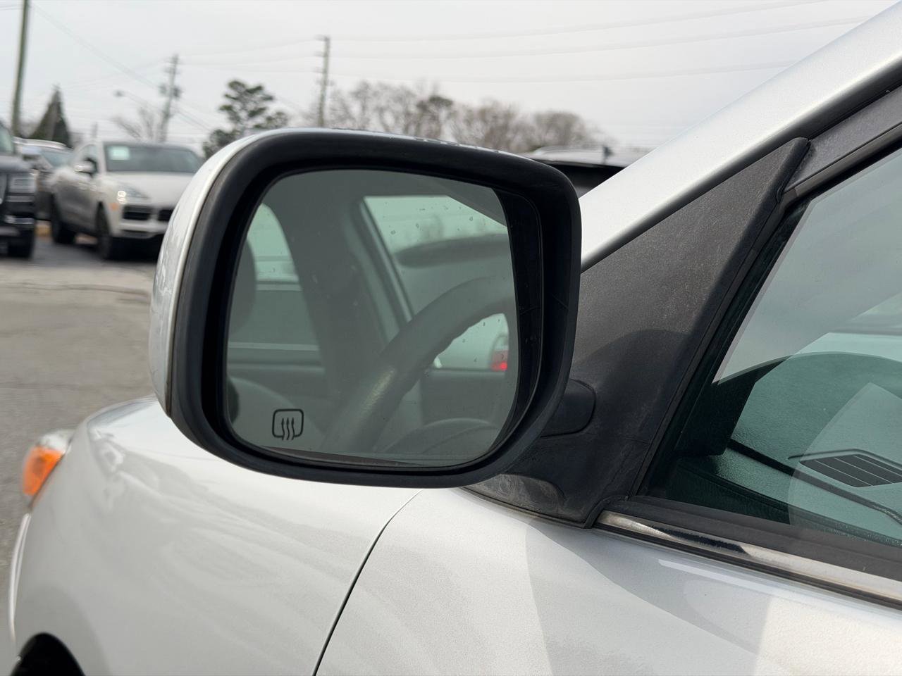 Used 2013 Toyota Corolla LE image 26