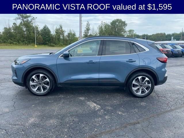 New 2024 Ford Escape Platinum w/ Premium Technology Package AWD/4WD image 2