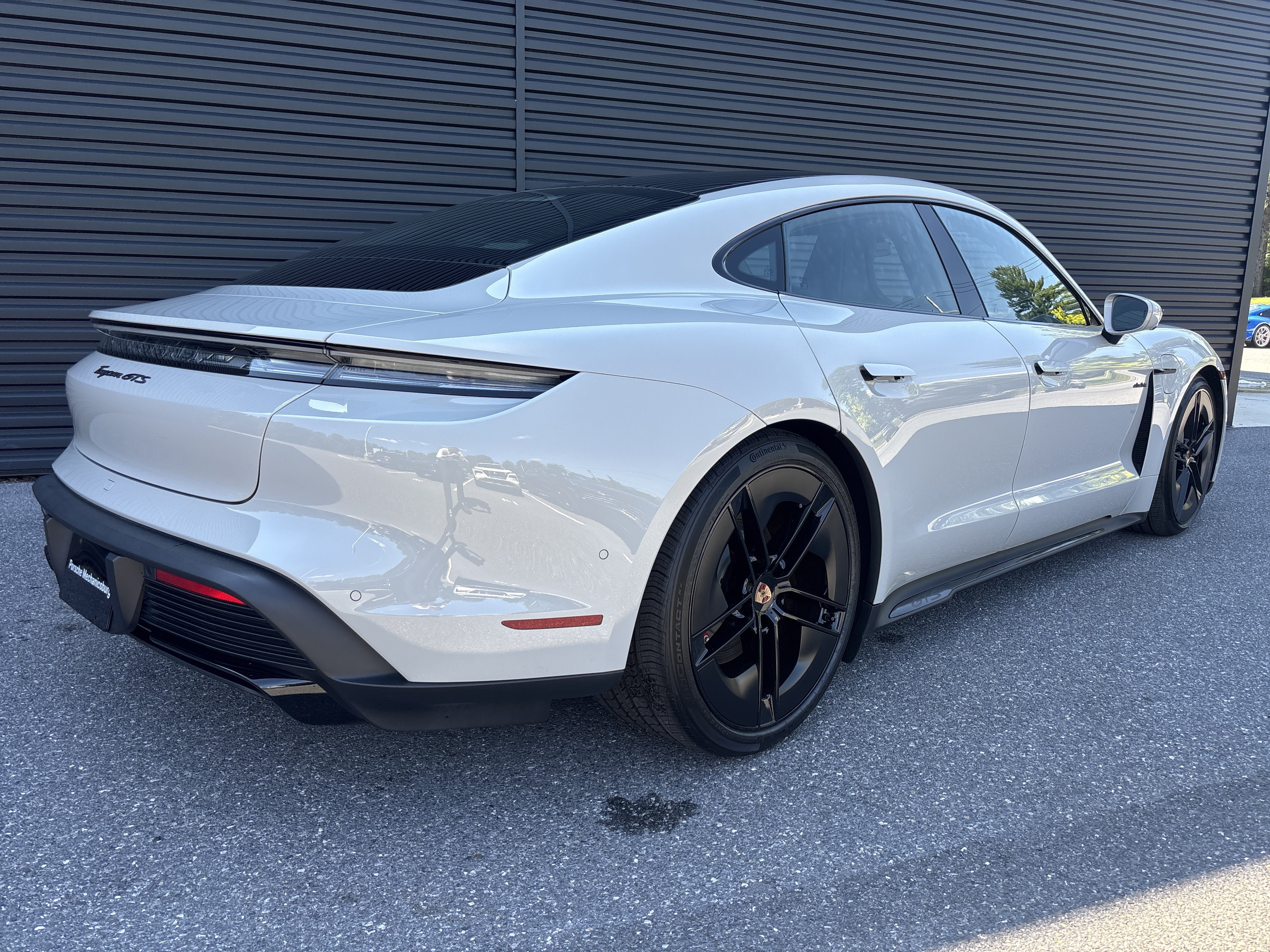 New 2026 Porsche Taycan GTS AWD/4WD image 5