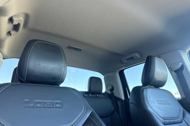 Used 2025 Ford Maverick Lobo AWD/4WD image 16