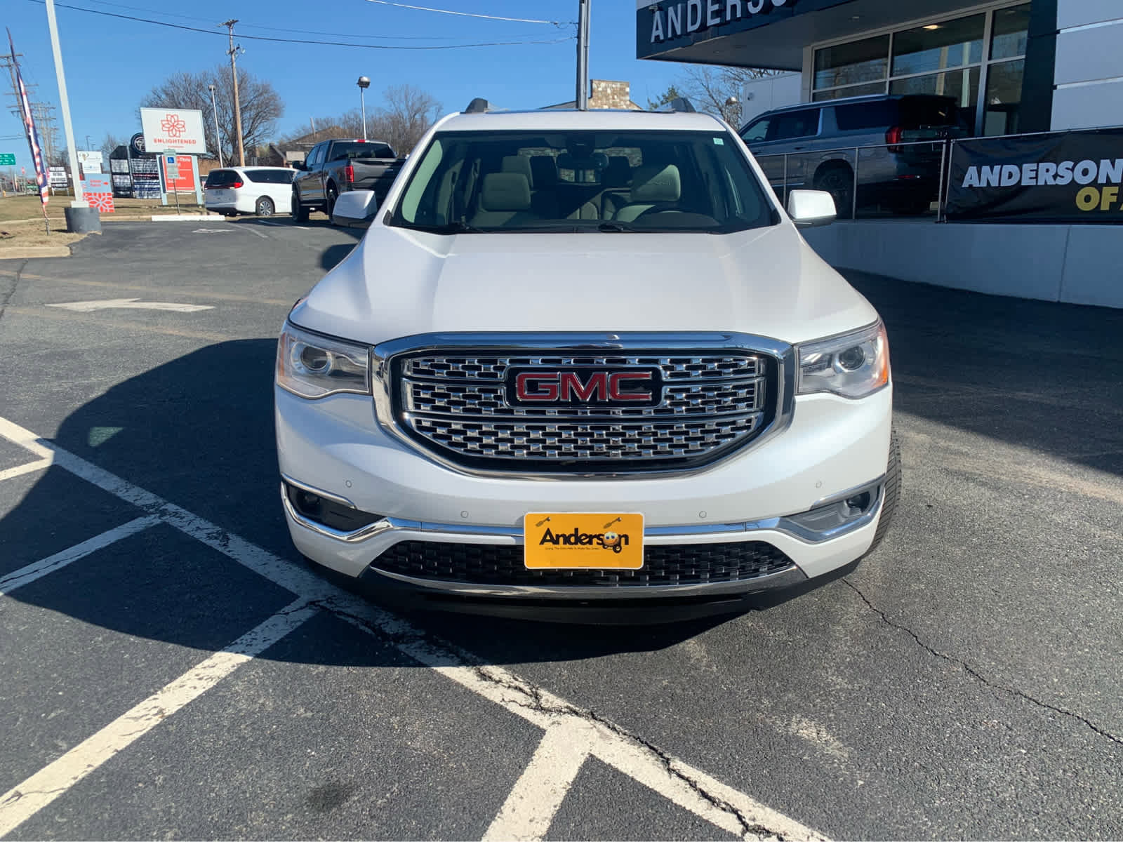 Used 2017 GMC Acadia Denali image 2