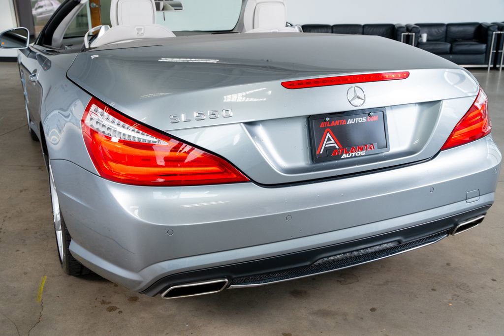 Used 2014 Mercedes-Benz SL 550 image 17