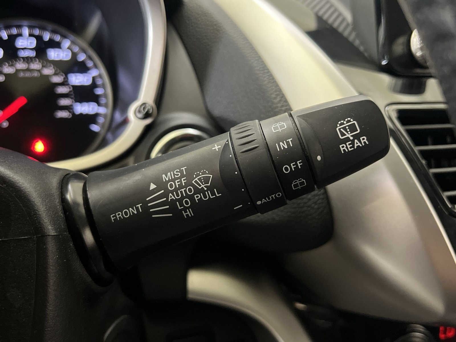 Used 2024 Mitsubishi Eclipse Cross SE AWD/4WD image 33