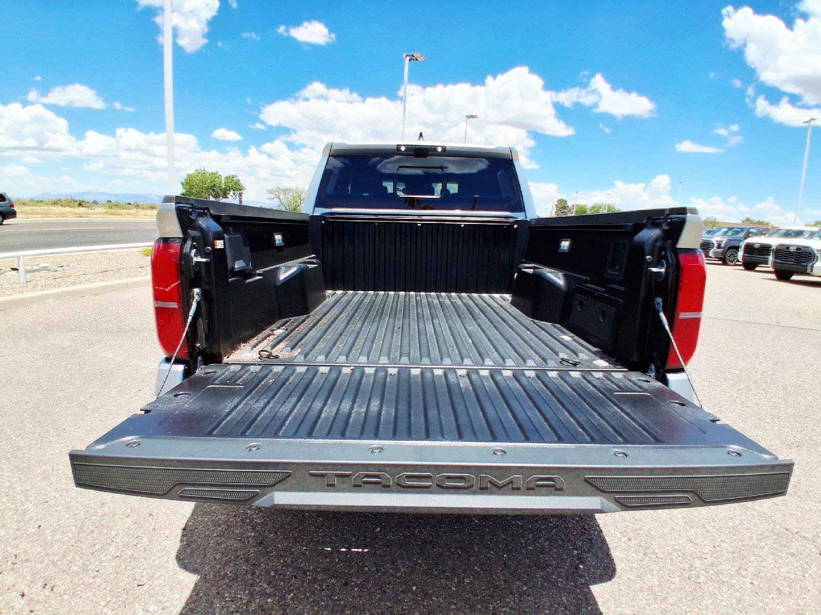 New 2026 Toyota Tacoma TRD Off-Road w/ TRD Off Road Premium Package AWD/4WD image 16