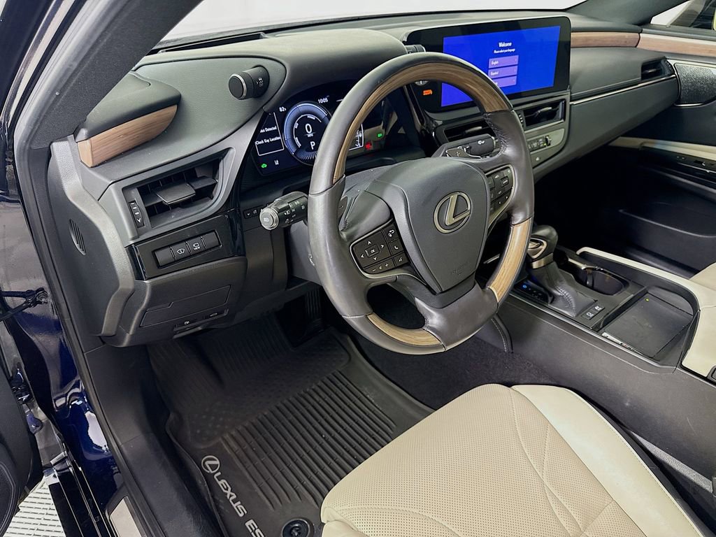 Certified 2024 Lexus ES 300h Ultra Luxury w/ Accessory Package (Z2) FWD image 9