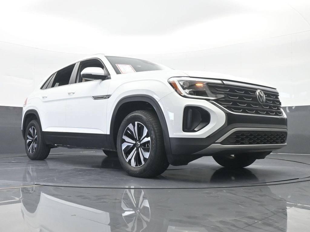 Used 2024 Volkswagen Atlas Cross Sport SE image 60