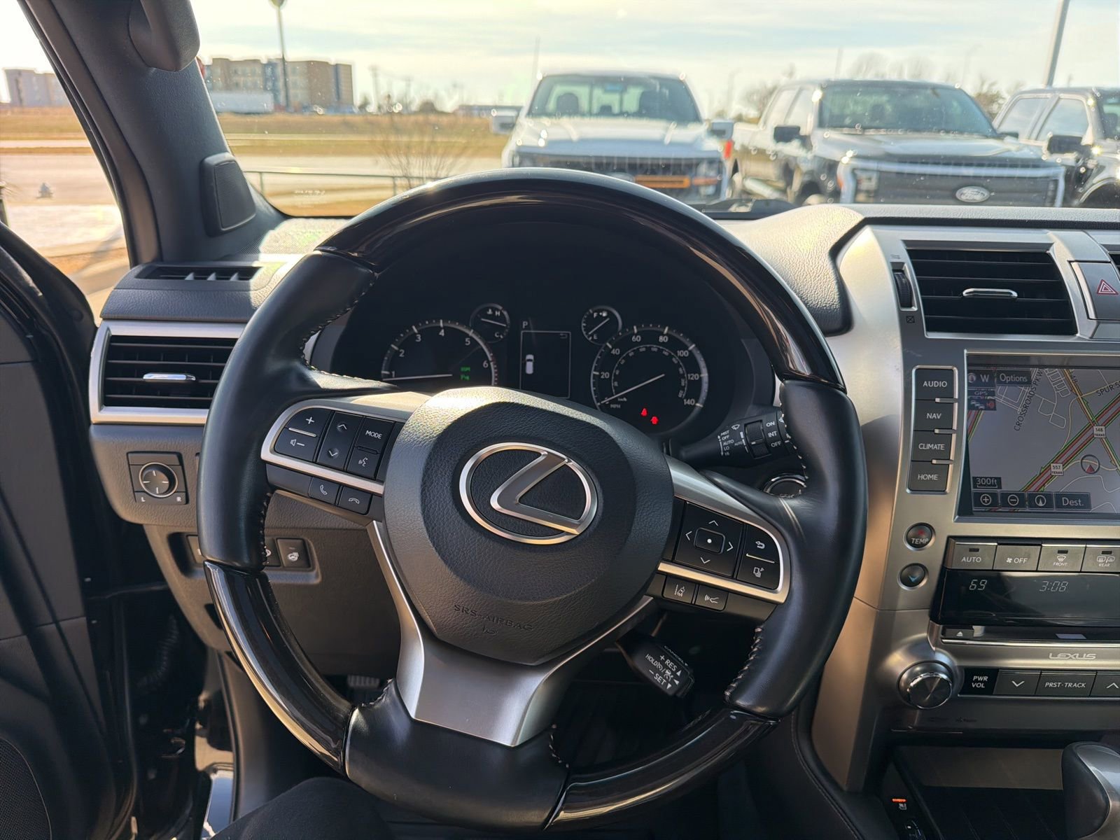 Used 2021 Lexus GX 460 Premium w/ Premium Package image 16