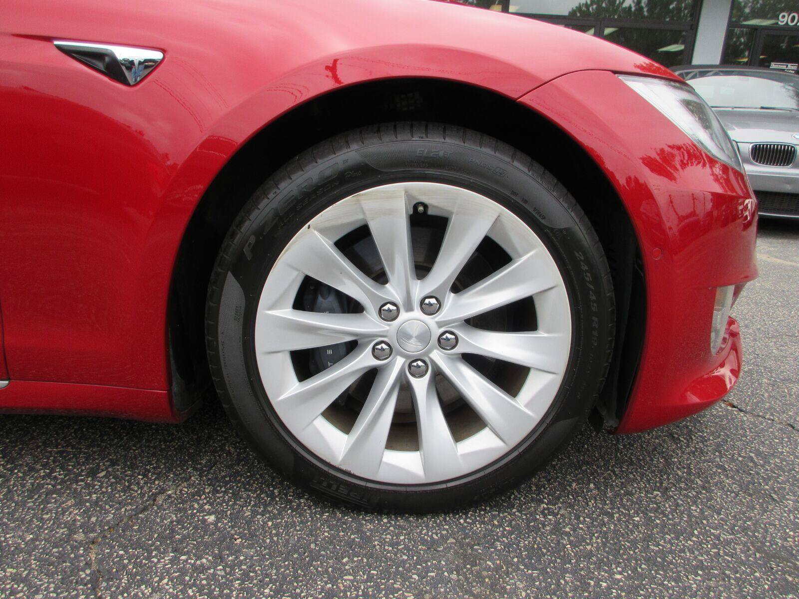 Used 2020 Tesla Model S Long Range Plus AWD/4WD image 25