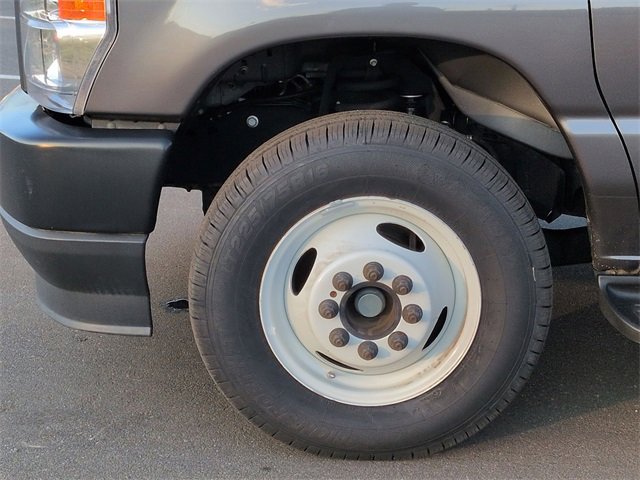Used 2023 Ford E-350 and Econoline 350 Super Duty w/ Driver's Safety Package image 17