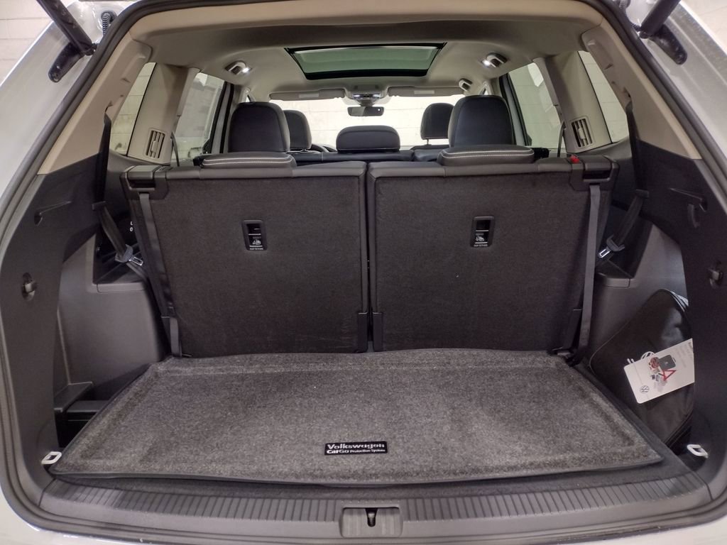 New 2026 Volkswagen Atlas SEL Premium R-Line image 18