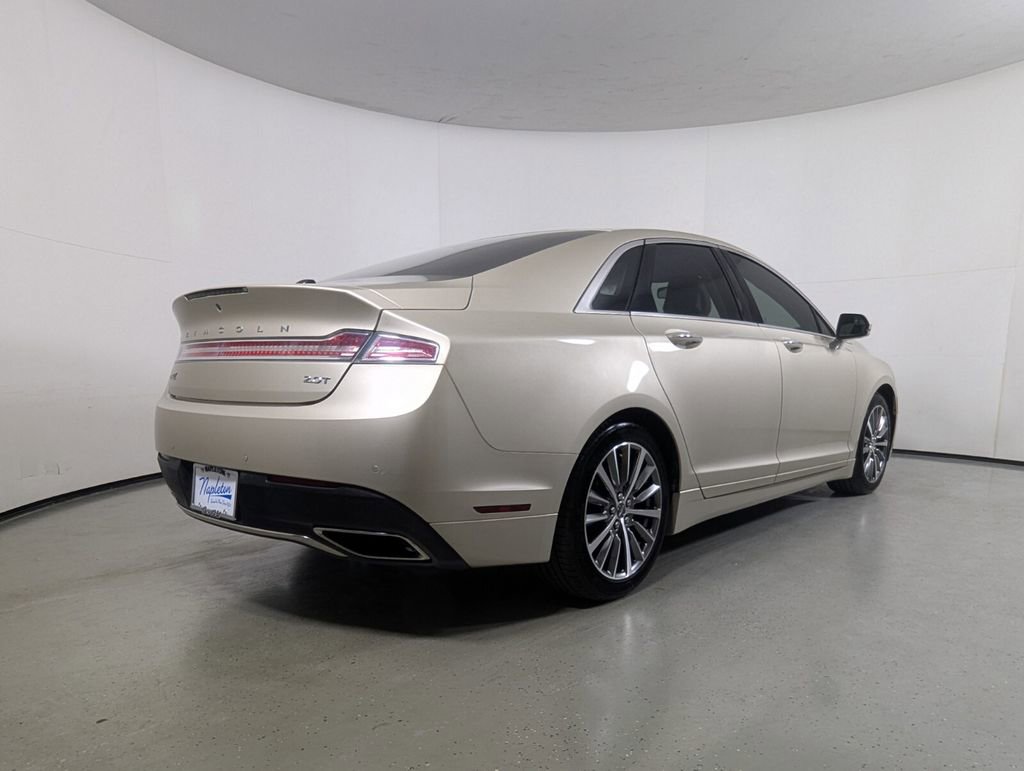 Used 2017 Lincoln MKZ Premiere image 8