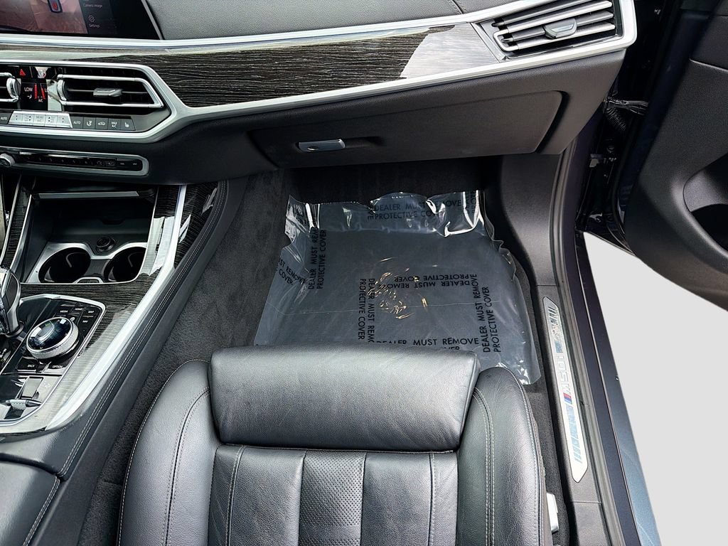 Used 2020 BMW X7 M50i w/ Executive Package AWD/4WD image 17