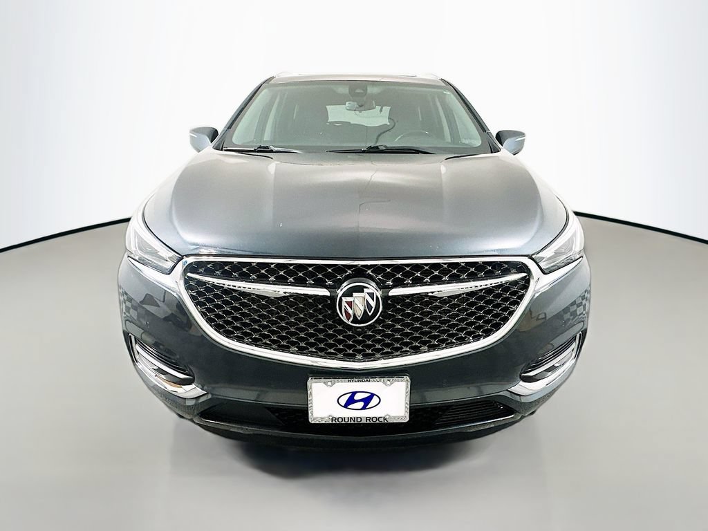 Used 2020 Buick Enclave Avenir w/ Avenir Technology Package FWD image 2