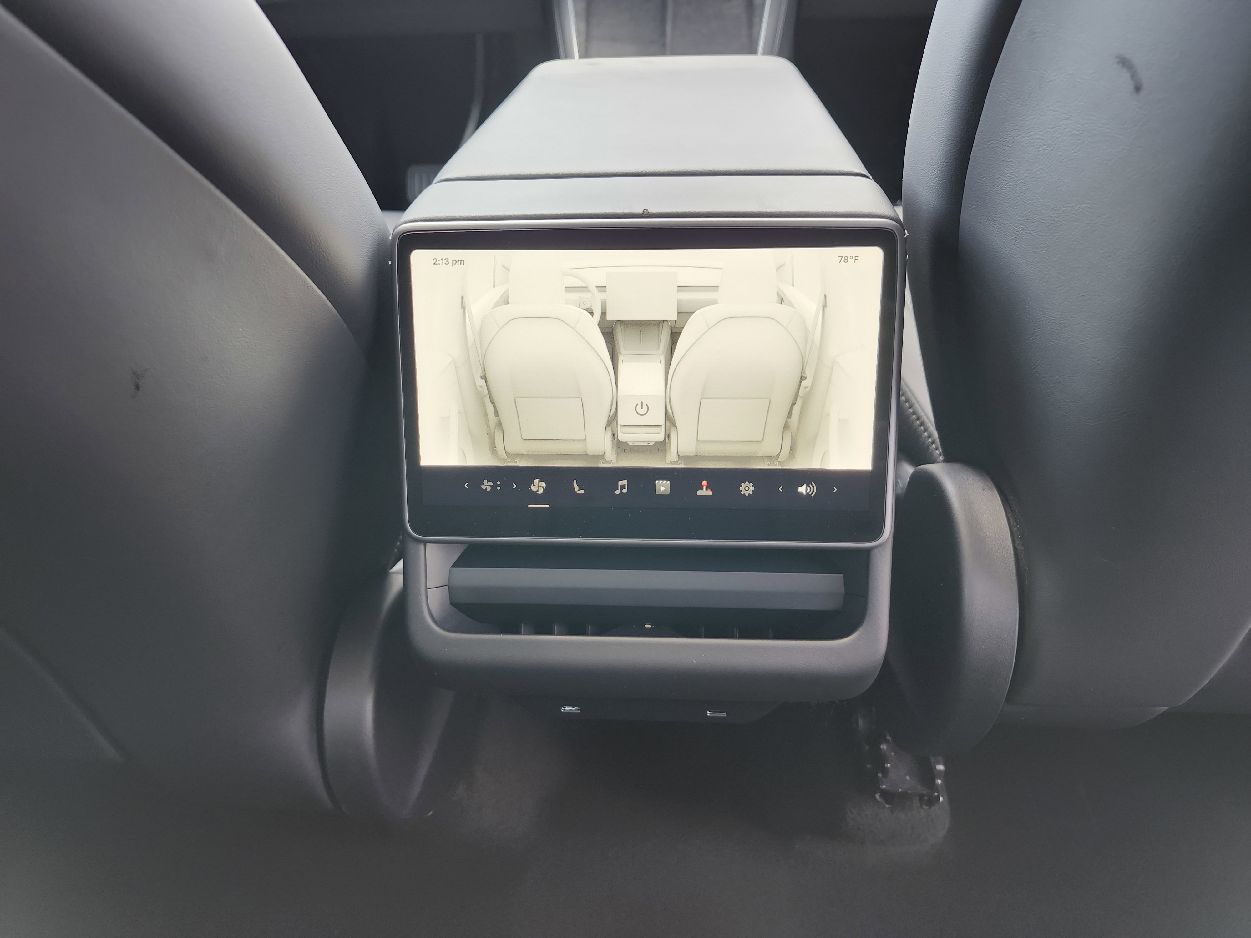 Used 2026 Tesla Model Y AWD image 22