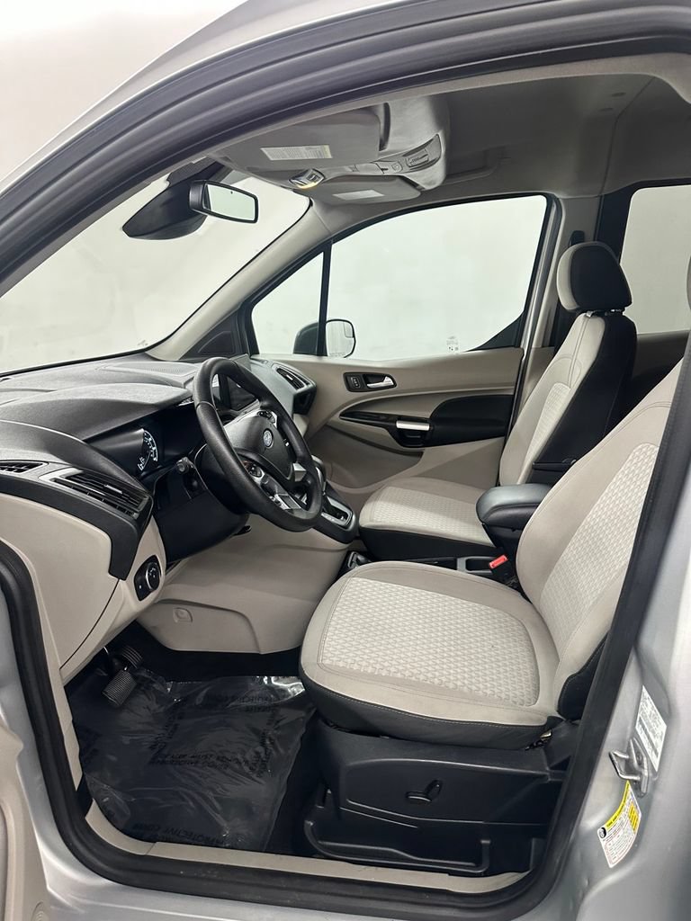 Used 2022 Ford Transit Connect XLT FWD image 11