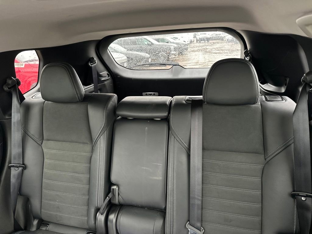 Used 2024 Mitsubishi Outlander SE image 16