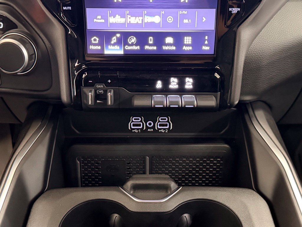 New 2026 RAM 1500 Big Horn AWD/4WD image 13
