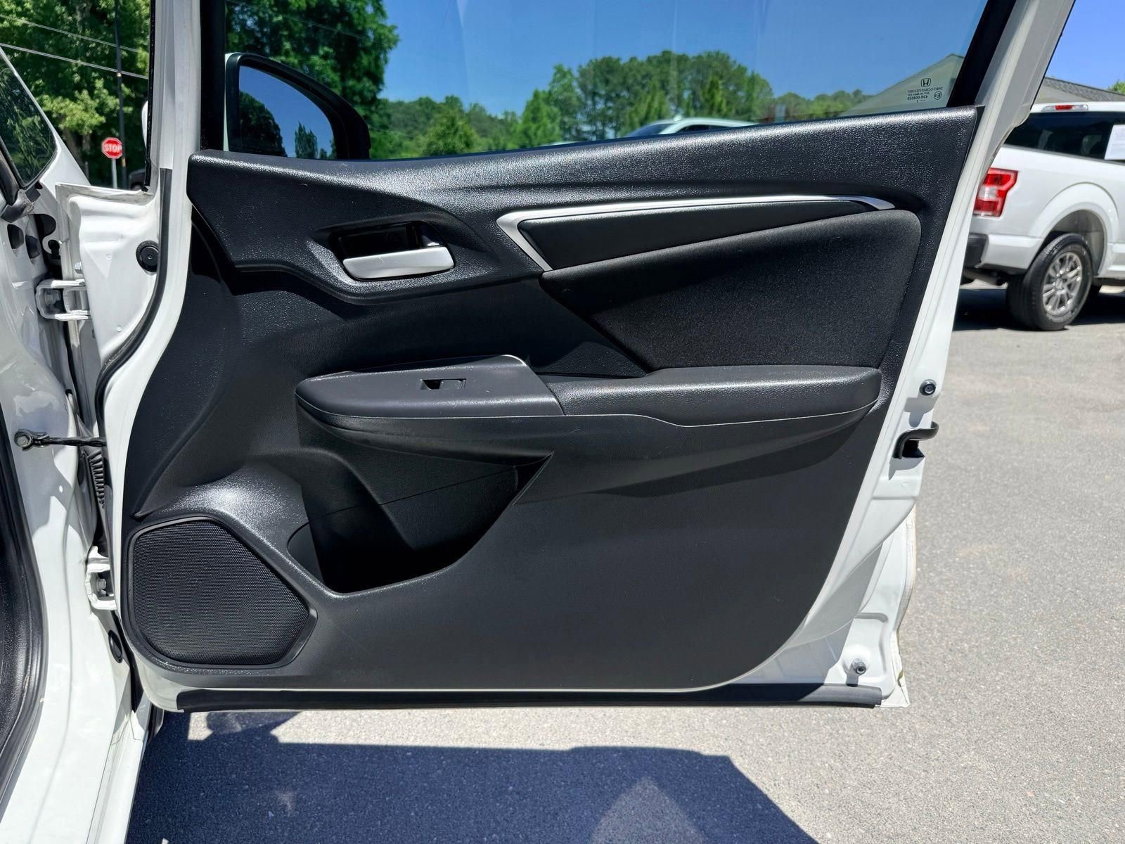 Used 2019 Honda Fit LX image 18