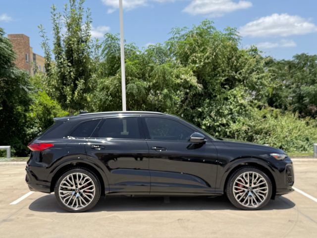 Used 2025 Audi SQ5 Prestige AWD/4WD image 5
