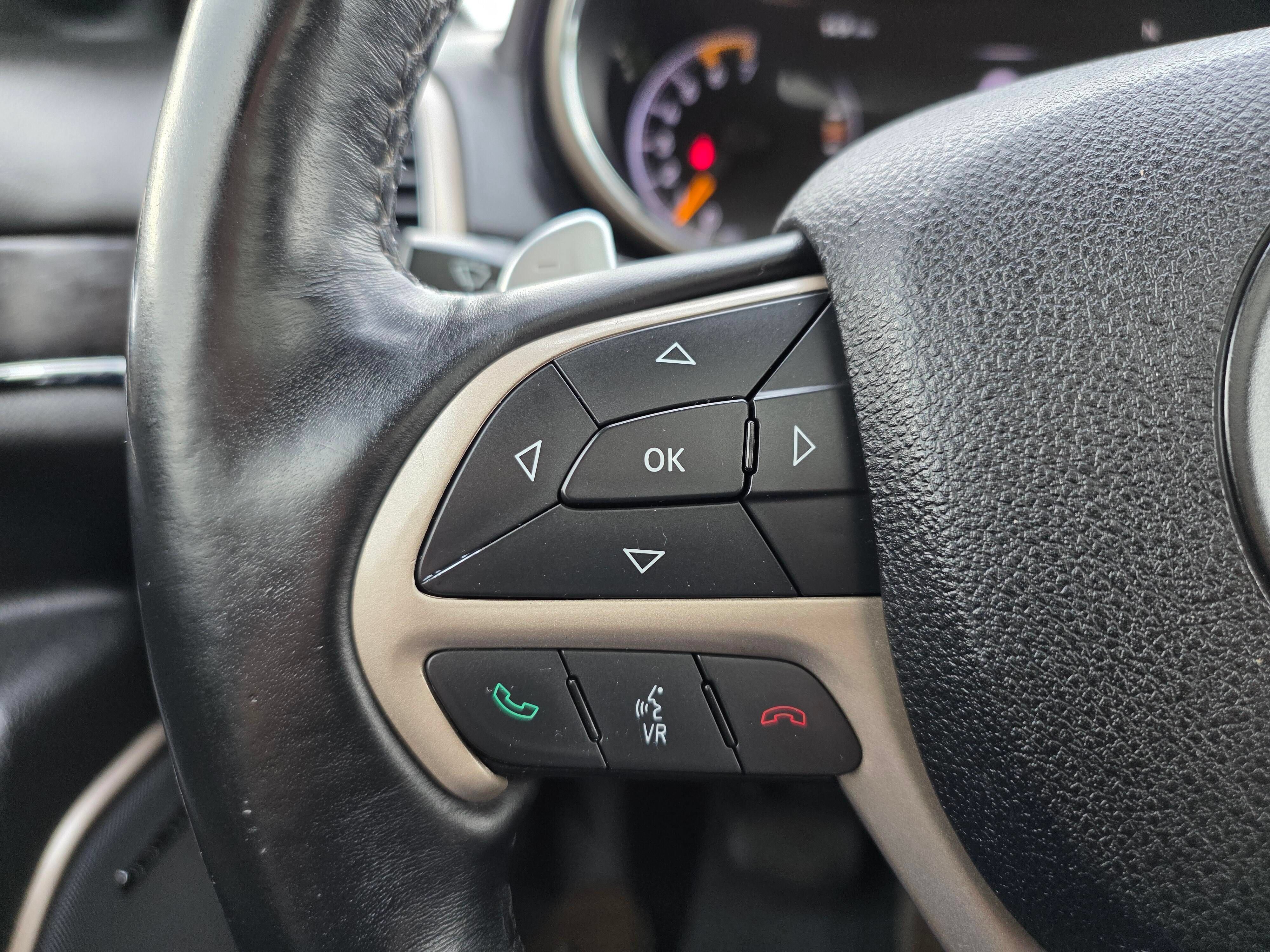 Used 2016 Jeep Grand Cherokee Summit w/ Premium Plus Apperance Group AWD/4WD image 19