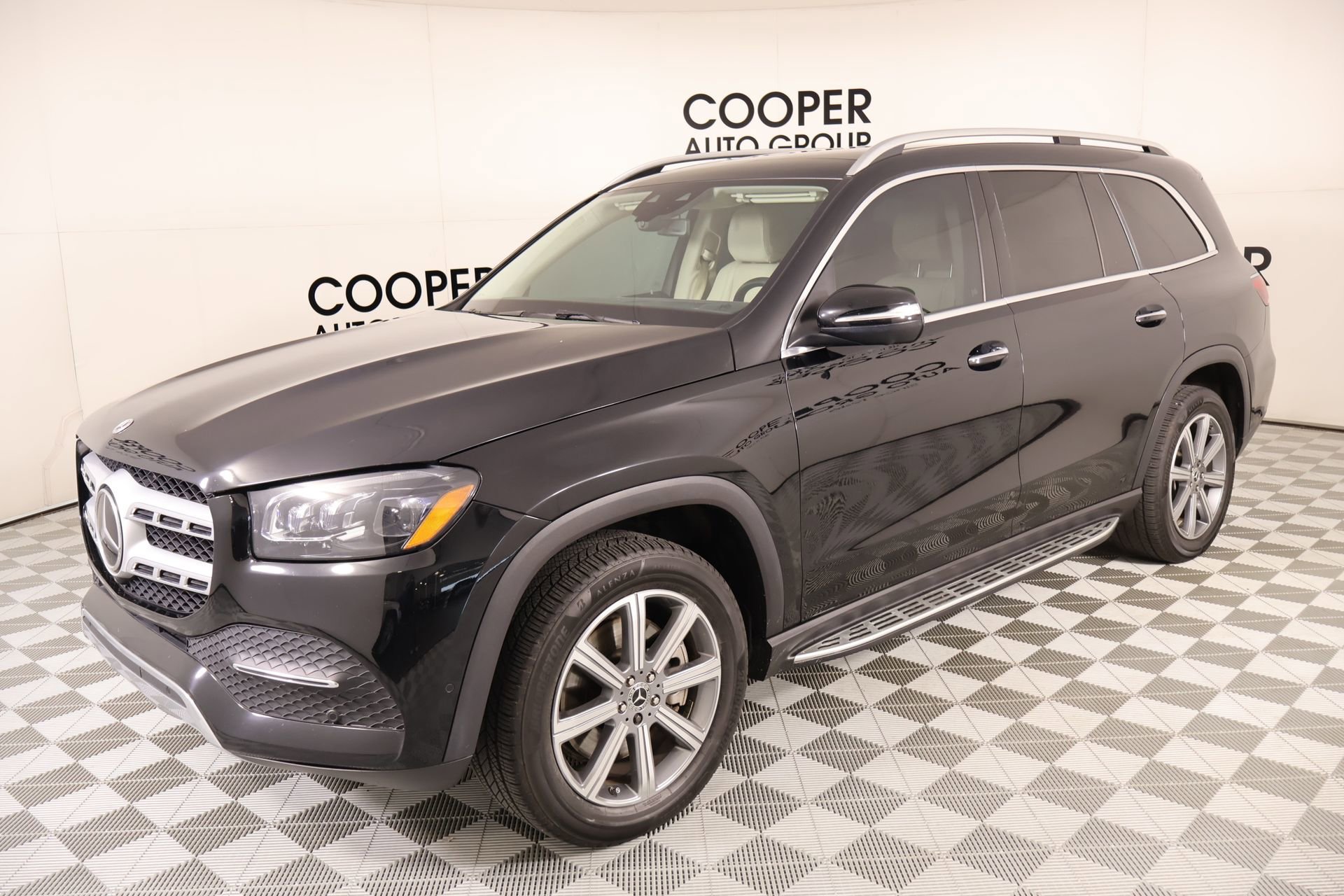 Used 2021 Mercedes-Benz GLS 450 4MATIC image 10