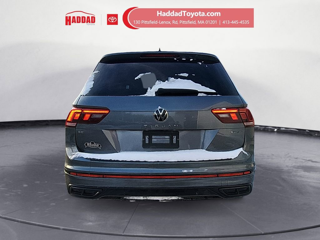 Used 2022 Volkswagen Tiguan SE R-Line image 4