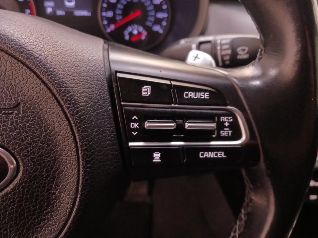 Used 2018 Kia Stinger RWD image 17